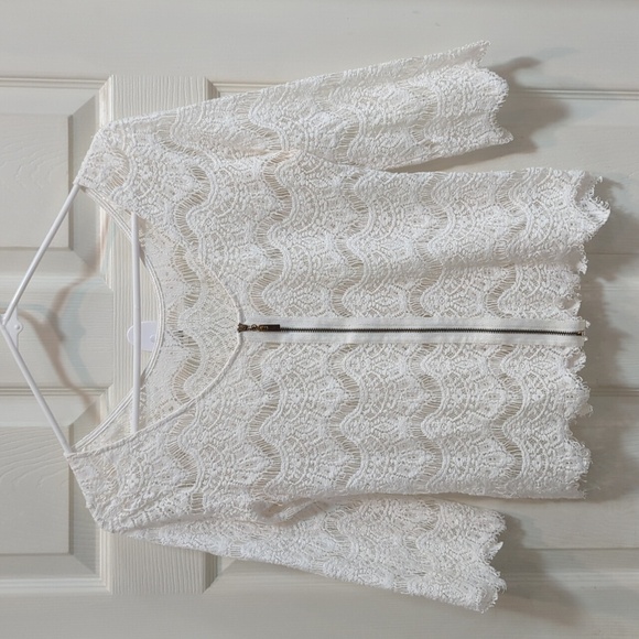 Zara Women's White Lace 3/4 Sleeve Top w/Zippered Back Size Large (Runs Small) - Picture 2 of 5